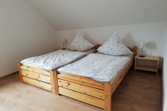 2. Schlafzimmer